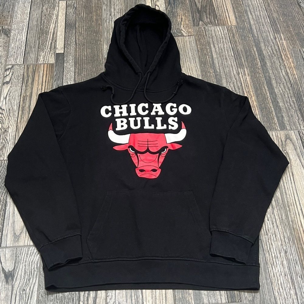 🔥🏀 Vintage CHICAGO BULLS NBA Heavyweight HOODIE front/back graphics Sz M - EUC
